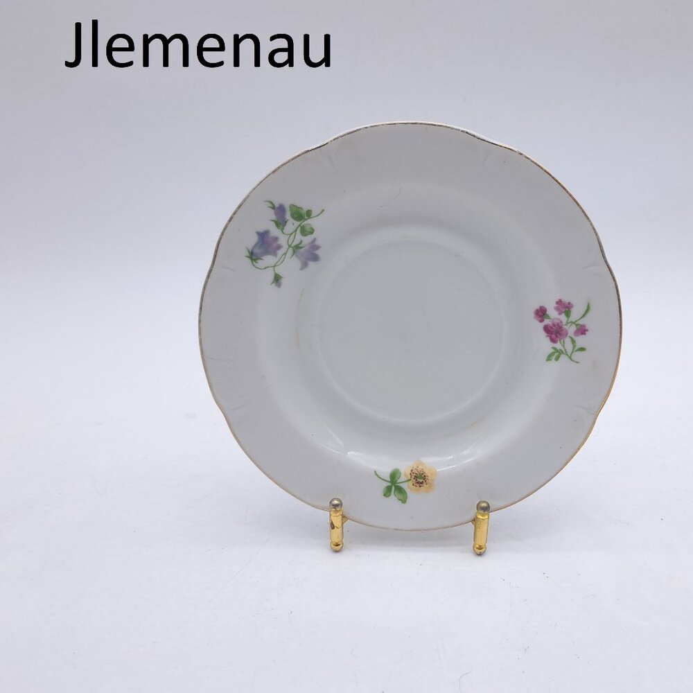 Jlemenau Orphan Saucer